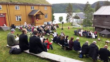 Friluftsgudstjeneste  på Teigen 17. juni 2018